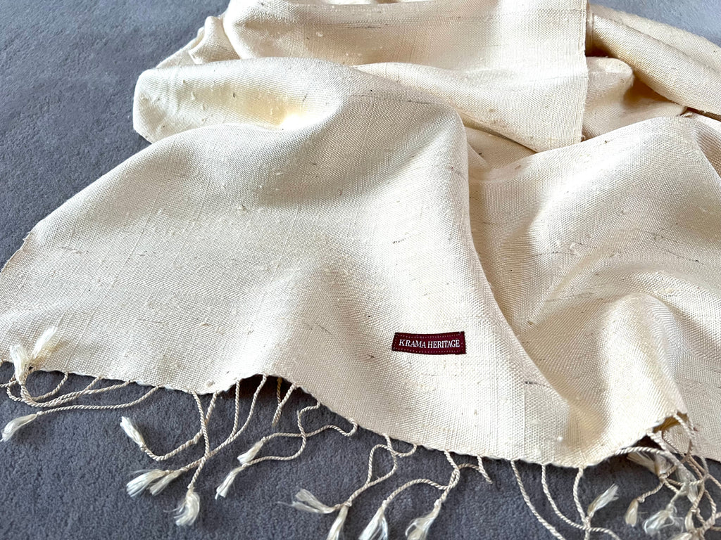 Le Grand Krama Brut Naturel dans son écrin en feuille de palmier - Femme