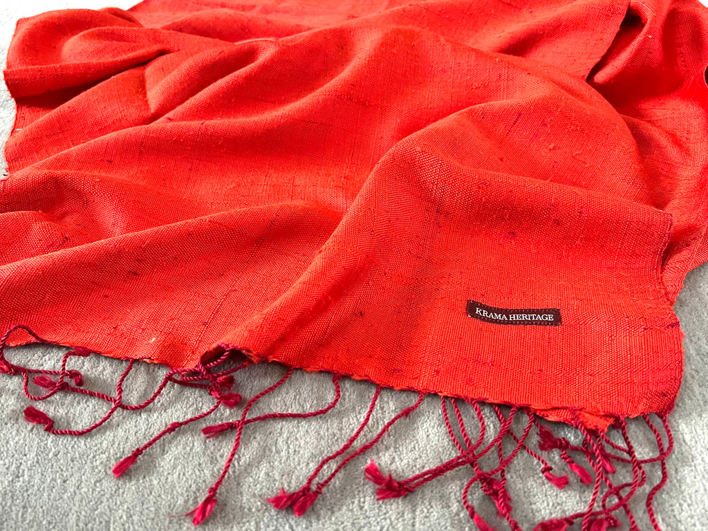 Le Grand Krama Brut Orangé dans son écrin en feuille de palmier - Homme