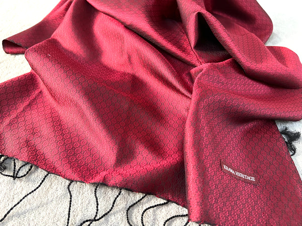 Le Krama Jasmin Rubis dans son écrin en feuille de palmier - Femme