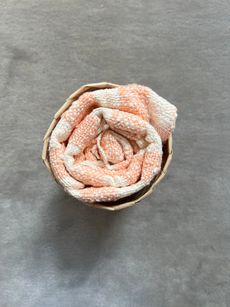 Le Krama Naturel Mandarine dans son écrin en feuille de palmier - Femme