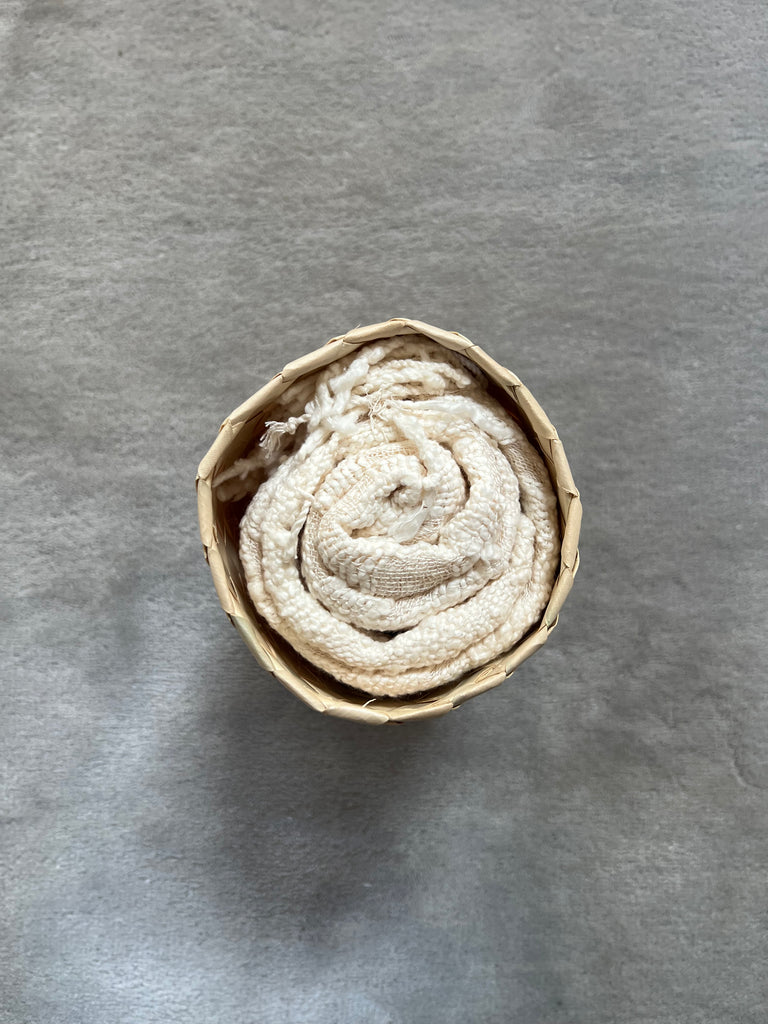 Le Krama Naturel Nuage dans son écrin en feuille de palmier - Femme