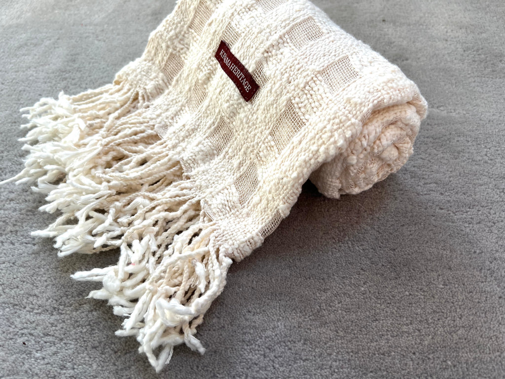 Le Krama Naturel Nuage dans son écrin en feuille de palmier - Homme