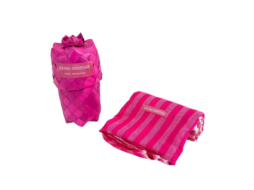 Le Krama Pop Rose dans son écrin en feuille de palmier - Femme