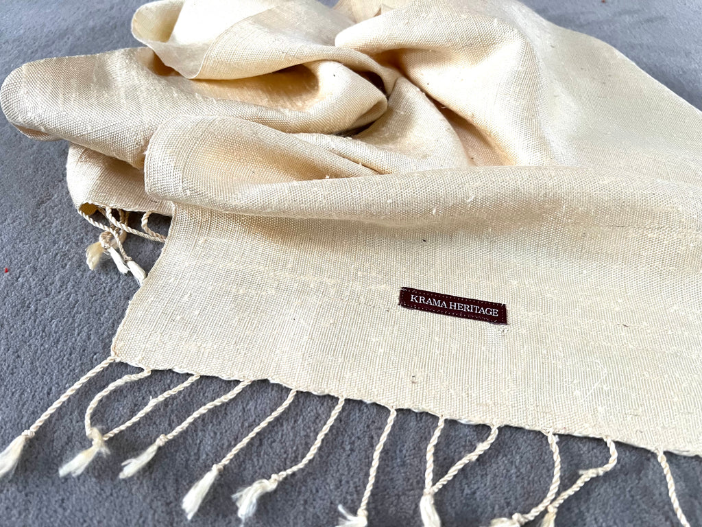 Le Krama Brut Naturel dans son écrin en feuille de palmier - Femme