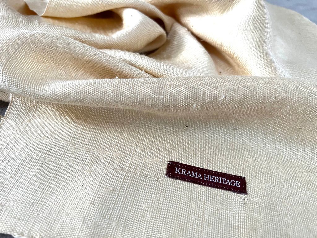 Le Krama Brut Naturel dans son écrin en feuille de palmier - Femme