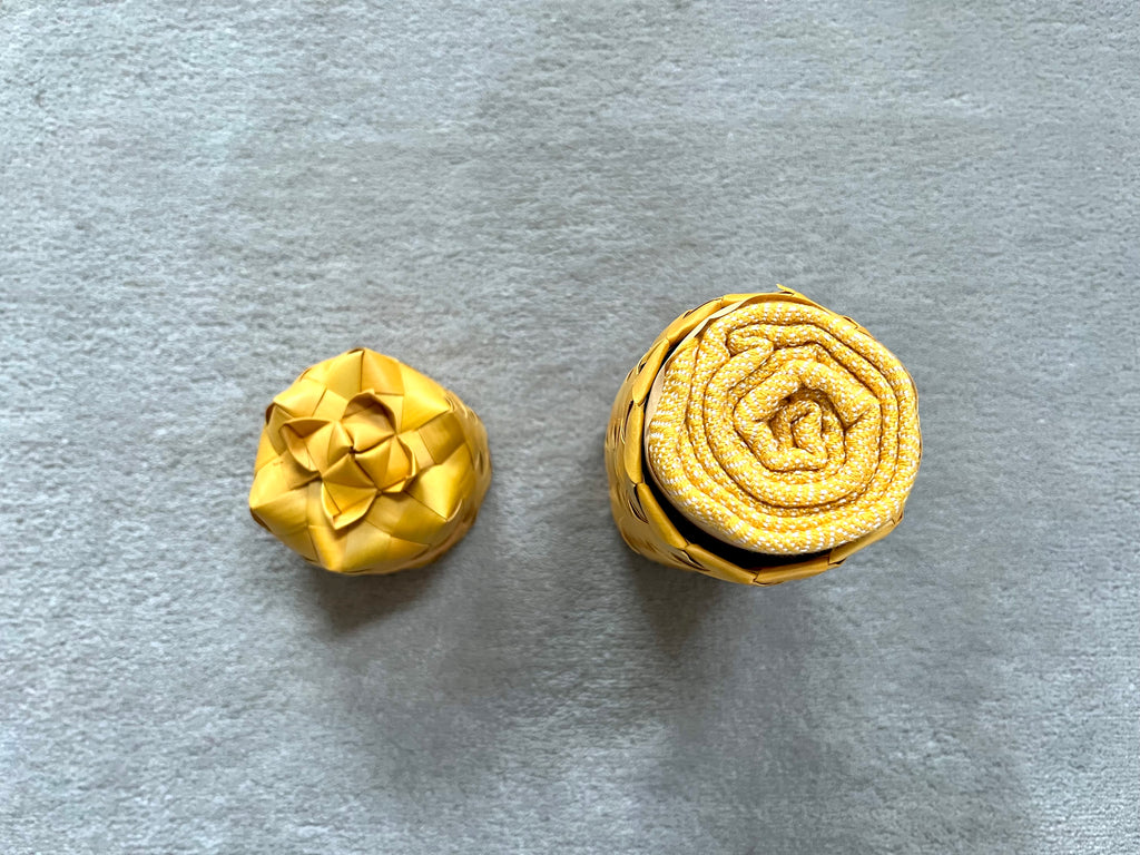 Le Petit Krama Chaud Or dans son écrin en feuille de palmier - Homme