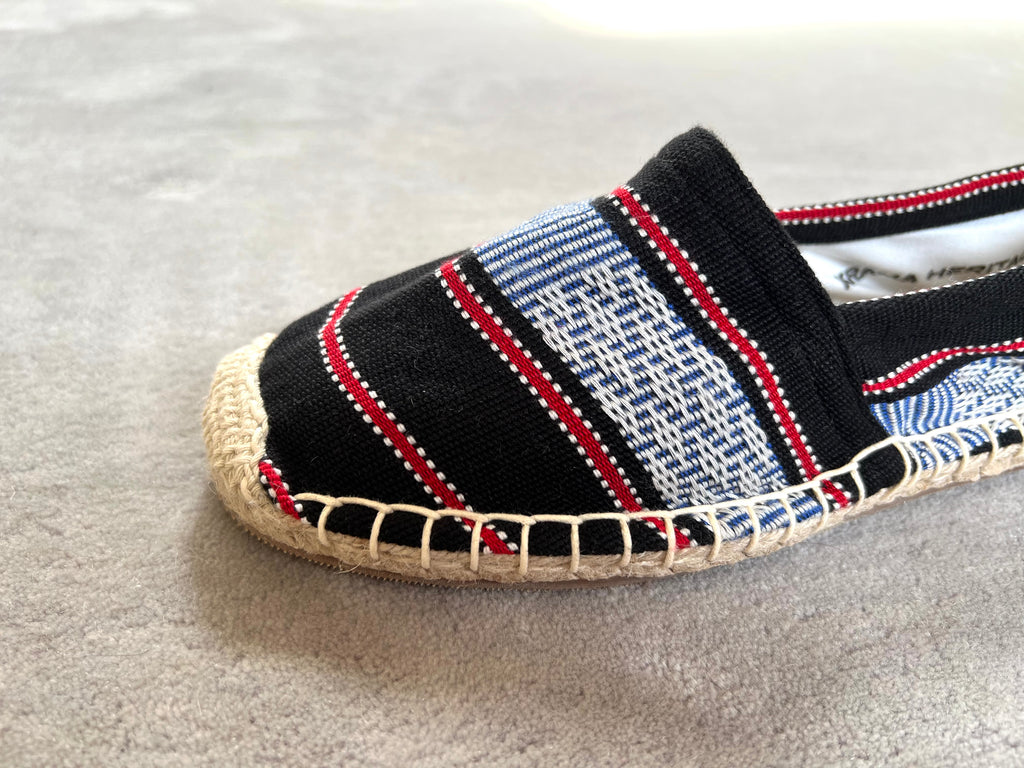 Les espadrilles Ratanakiri Réglisse