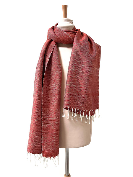 Le Grand Krama Chaud Epais Noisette dans son écrin en feuille de palmier - Femme