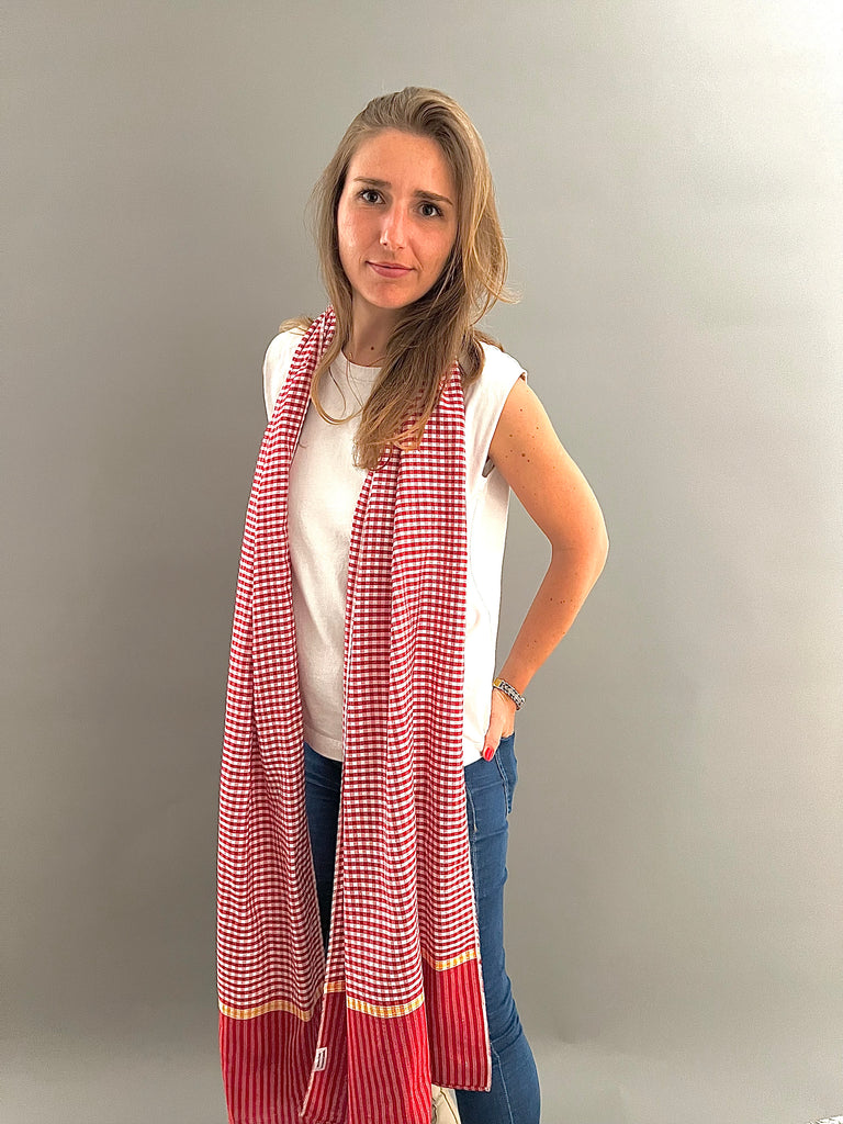 Le Grand Krama Origine Coquelicot dans son écrin en feuille de palmier - Femme