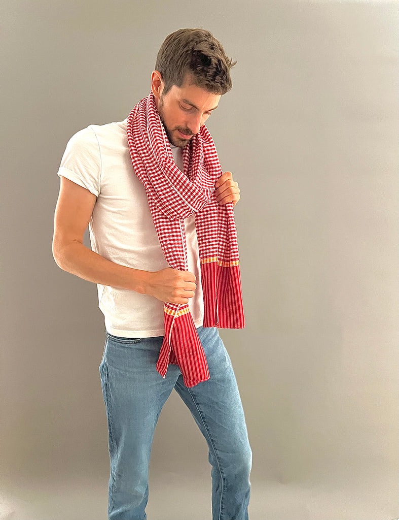 Le Grand Krama Origine Coquelicot dans son écrin en feuille de palmier - Homme