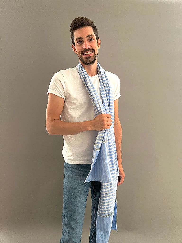 Le Grand Krama Pop Turquoise dans son écrin en feuille de palmier - Homme