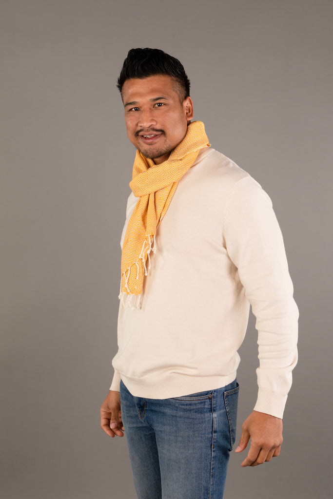 Le Krama Chaud Or dans son écrin en feuille de palmier - Homme