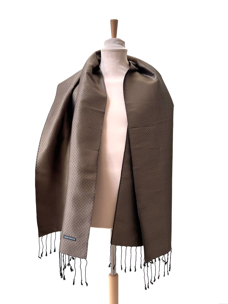 Le Krama Jasmin Topaze dans son écrin en feuille de palmier - Femme