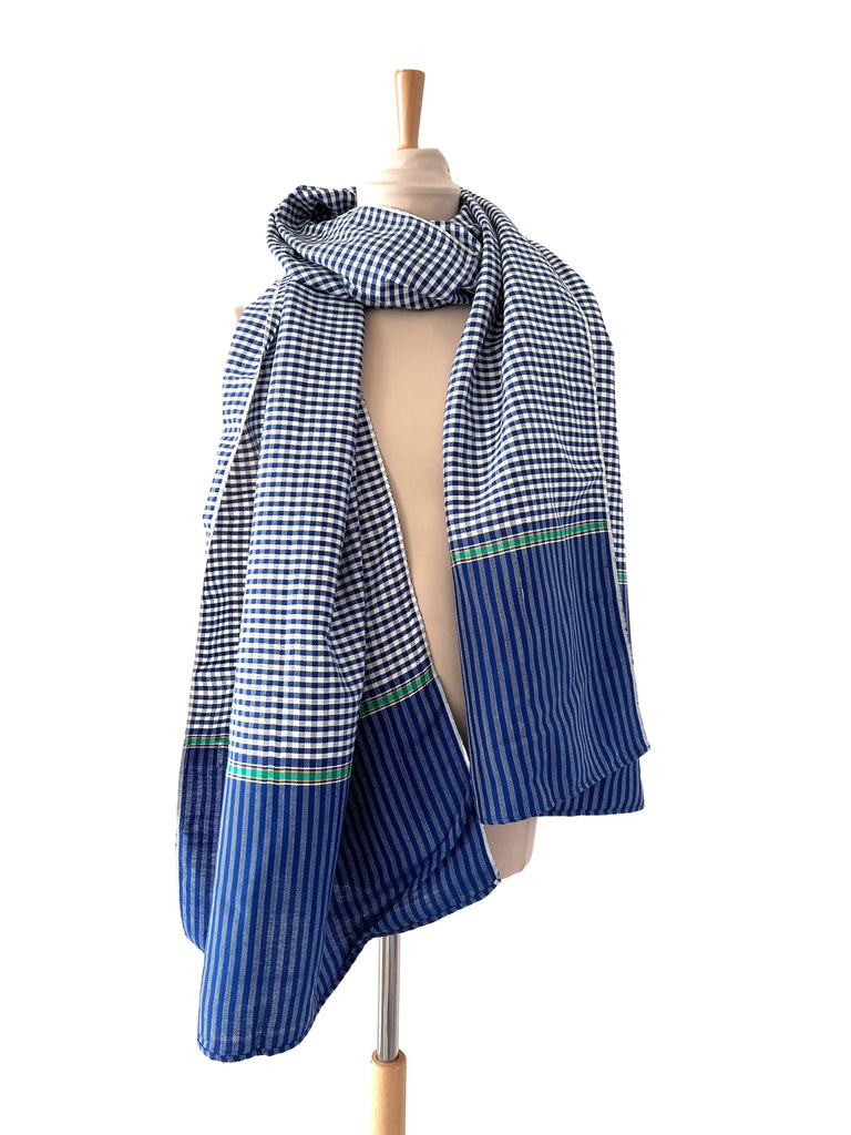 Le Krama Origine Ciel 3 Tours dans son écrin en feuille de palmier - Femme