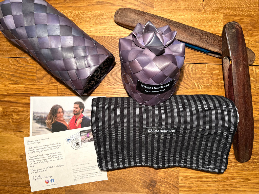 Le Krama Origine Réglisse 3 Tours dans son écrin en feuille de palmier - Homme