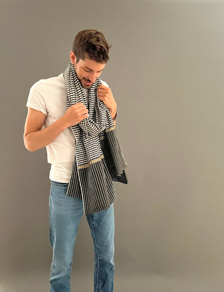 Le Krama Origine Réglisse 3 Tours dans son écrin en feuille de palmier - Homme