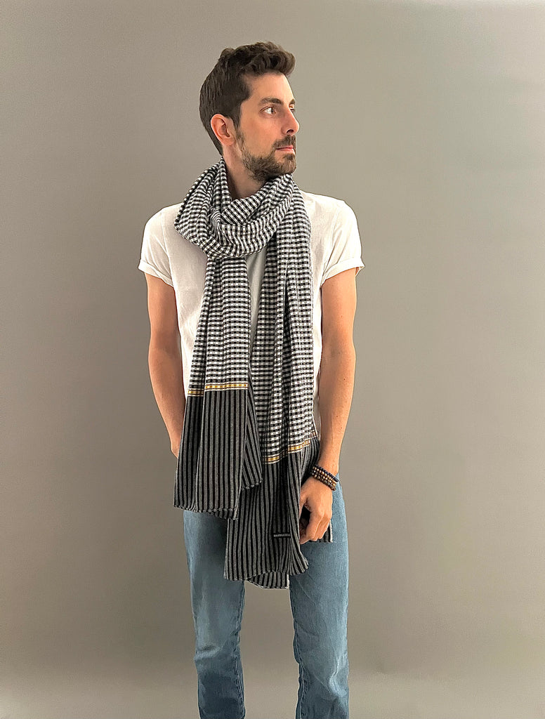 Le Krama Origine Réglisse 3 Tours dans son écrin en feuille de palmier - Homme