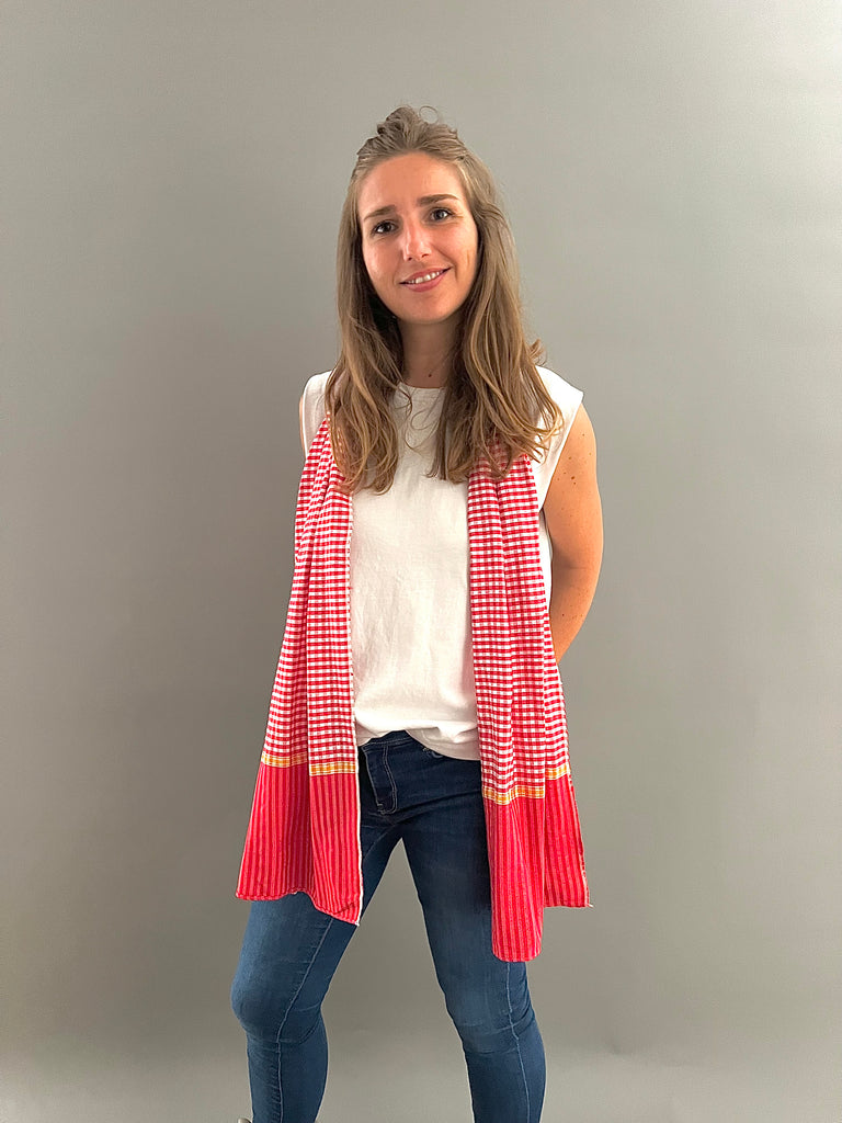 Le Krama Origine Coquelicot dans son écrin en feuille de palmier - Femme