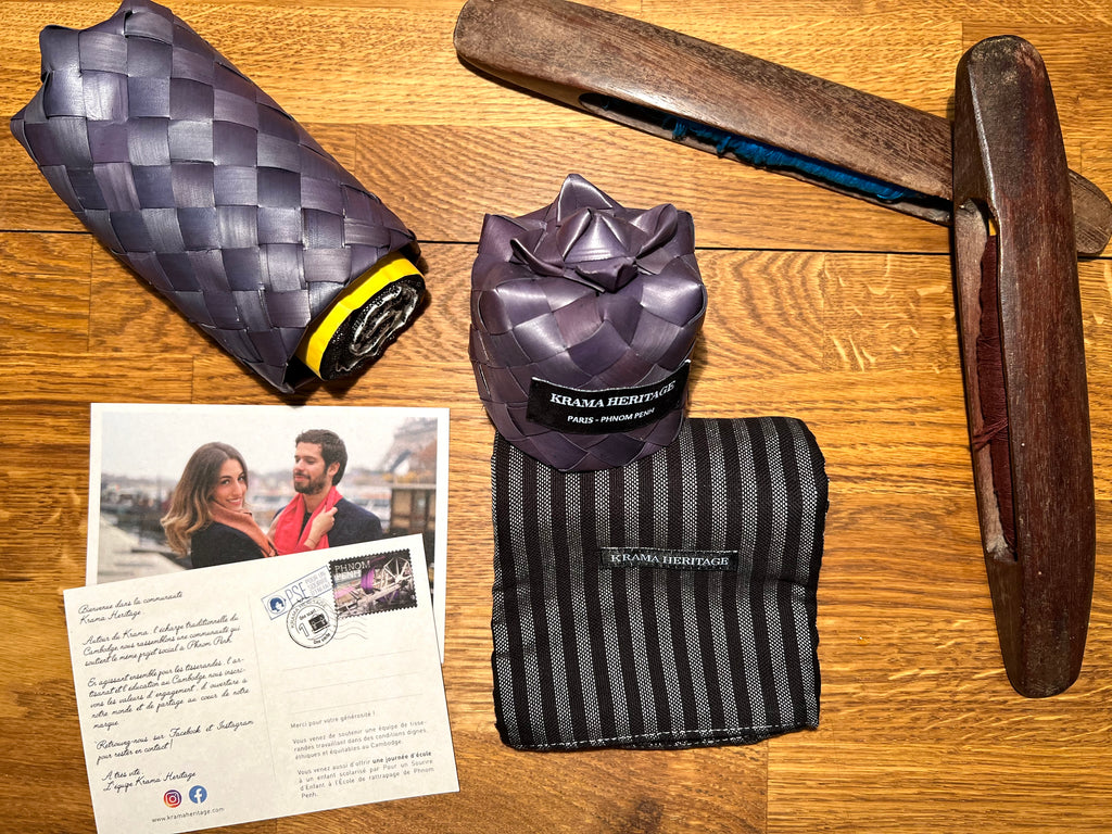 Le Krama Origine Réglisse dans son écrin en feuille de palmier - Homme