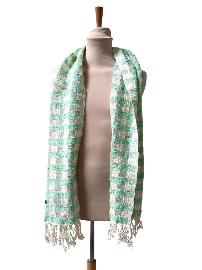 Le Krama Naturel Amande dans son écrin en feuille de palmier - Femme