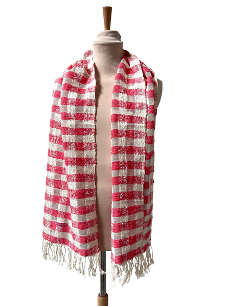 Le Krama Naturel Cerise dans son écrin en feuille de palmier - Femme