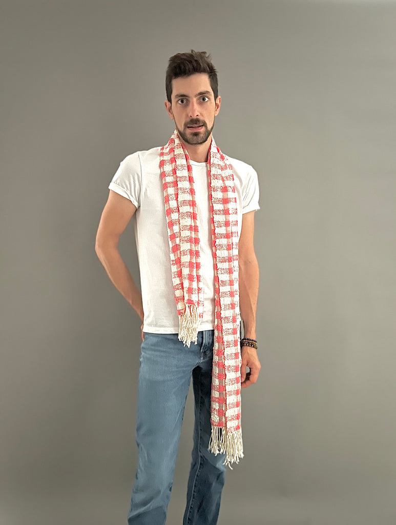 Le Krama Naturel Cerise dans son écrin en feuille de palmier - Homme