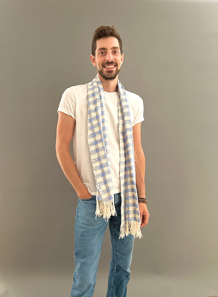 Le Krama Naturel Ciel dans son écrin en feuille de palmier - Homme