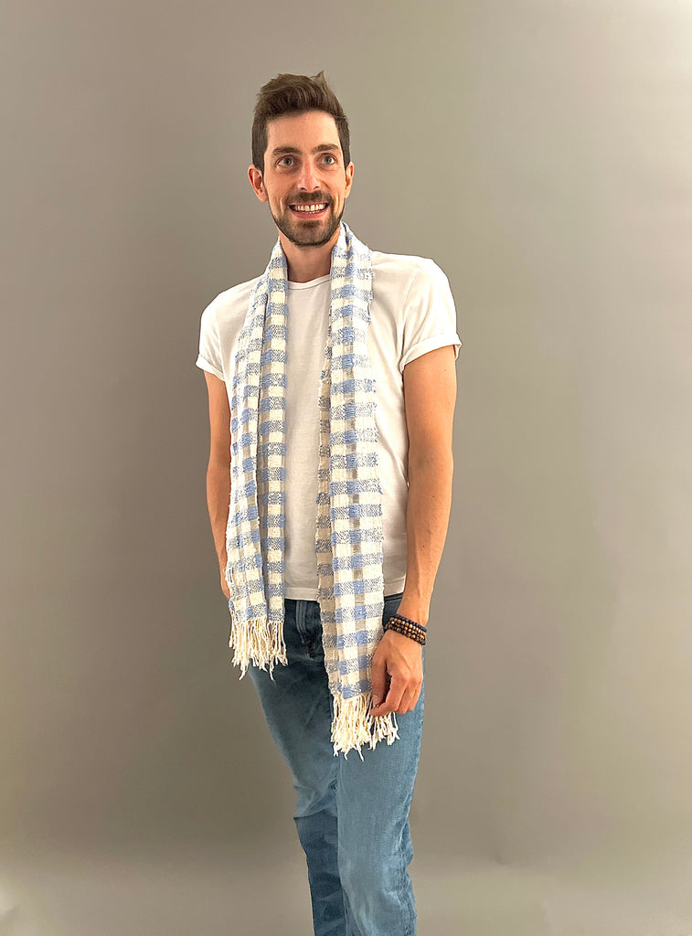 Le Krama Naturel Ciel dans son écrin en feuille de palmier - Homme