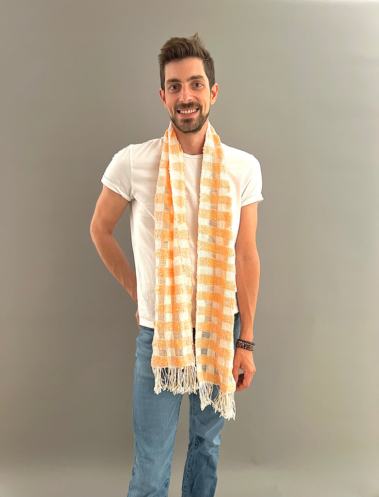 Le Krama Naturel Mandarine dans son écrin en feuille de palmier - Homme