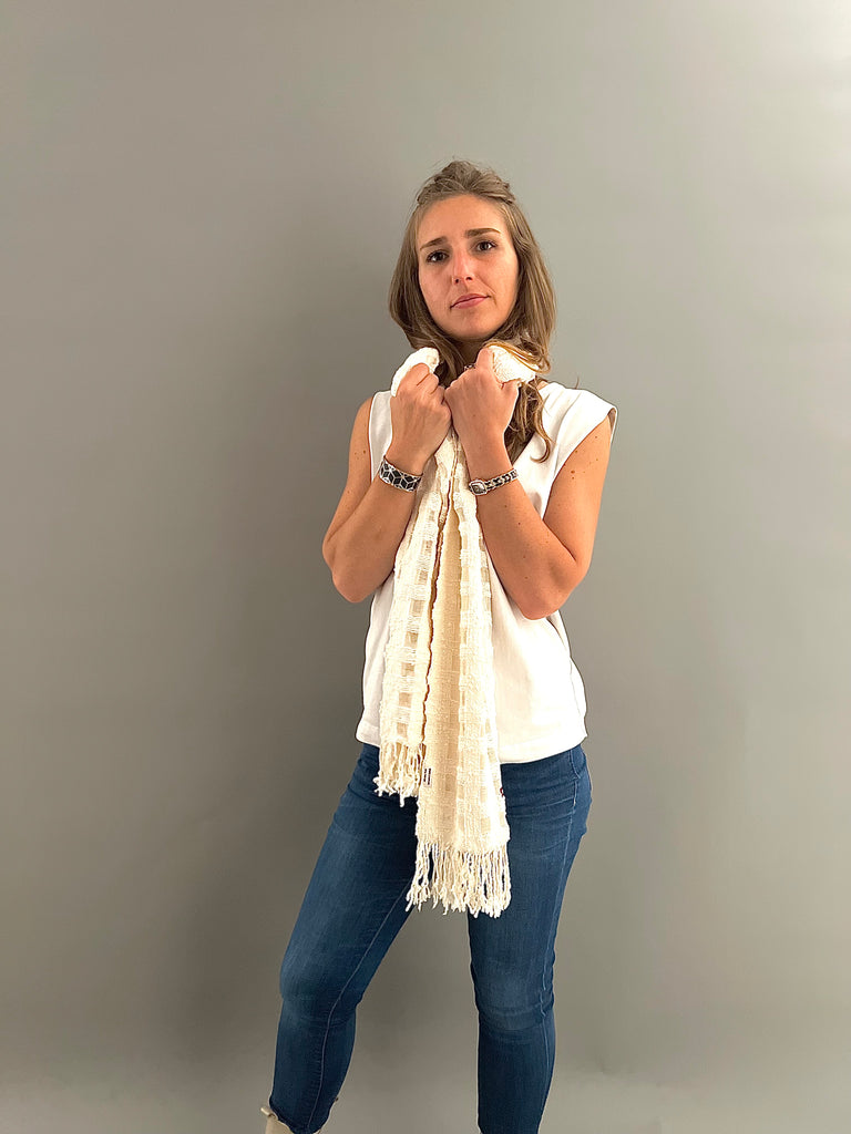 Le Krama Naturel Nuage dans son écrin en feuille de palmier - Femme