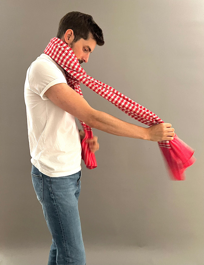 Le Krama Pop Rouge 3 Tours dans son écrin en feuille de palmier - Homme