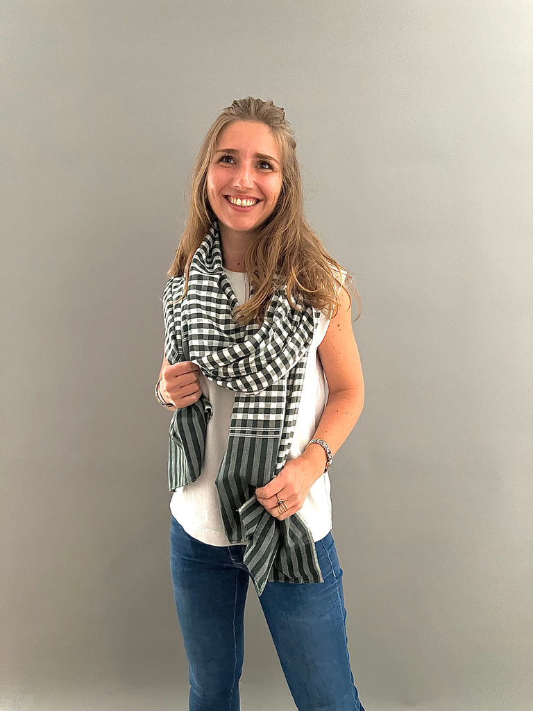 Le Krama Pop Vert 3 Tours dans son écrin en feuille de palmier - Femme