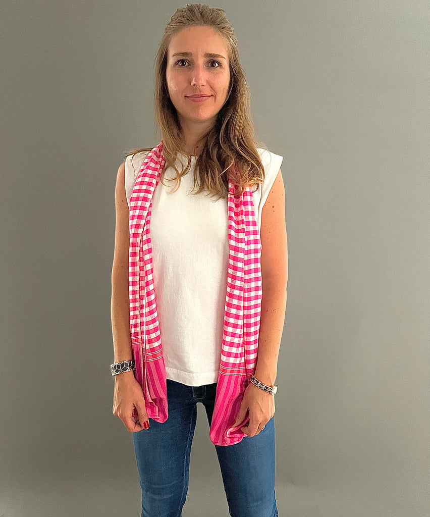 Le Krama Pop Rose dans son écrin en feuille de palmier - Femme