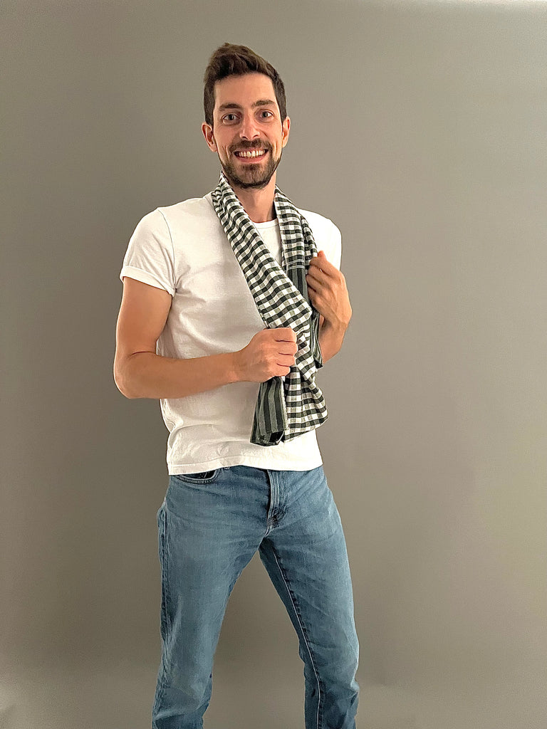 Le Krama Pop Vert dans son écrin en feuille de palmier - Homme