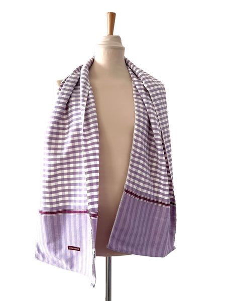 Le Krama Pop Violet dans son écrin en feuille de palmier - Femme