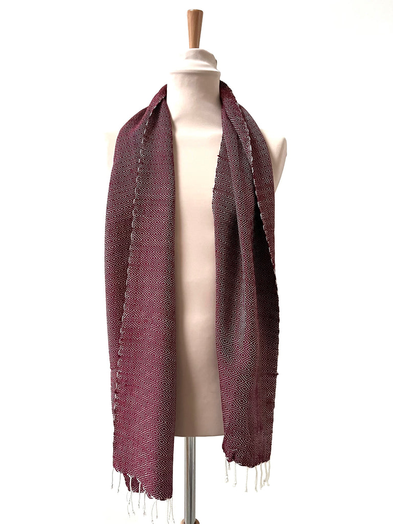 Le Petit Krama Chaud Bordeaux dans son écrin en feuille de palmier - Homme