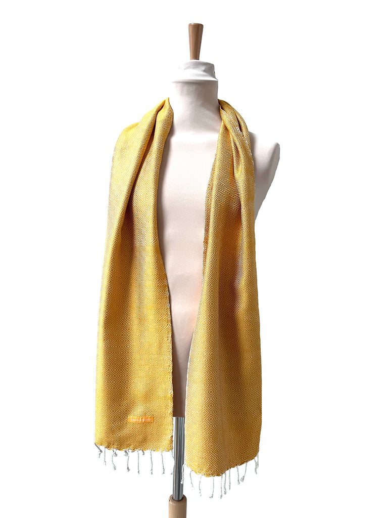 Le Petit Krama Chaud Or dans son écrin en feuille de palmier - Homme