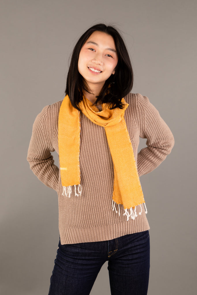 Le Petit Krama Chaud Or dans son écrin en feuille de palmier - Femme