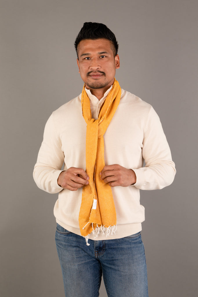 Le Petit Krama Chaud Or dans son écrin en feuille de palmier - Homme